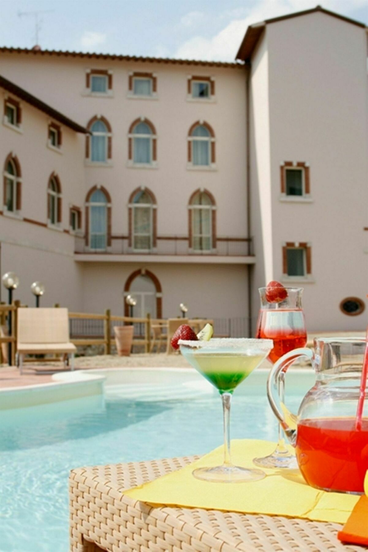 Lhp Hotel Чертальдо Екстер'єр фото